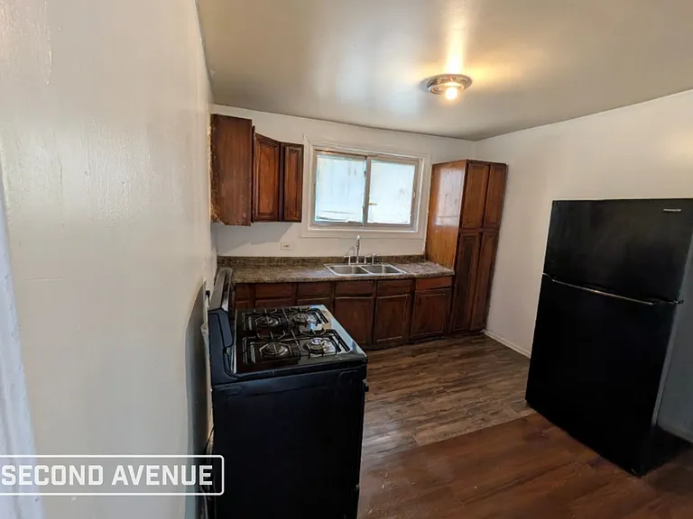 12436 S Princeton Ave — Photo 3