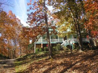 909 Black Fox Ct, Woodstock, GA