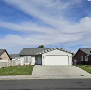985 Cobblestone Ave, Othello, WA, 99344