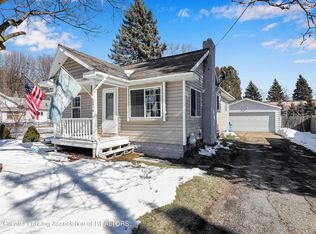 2816 Mildred St, Lansing, MI 48906