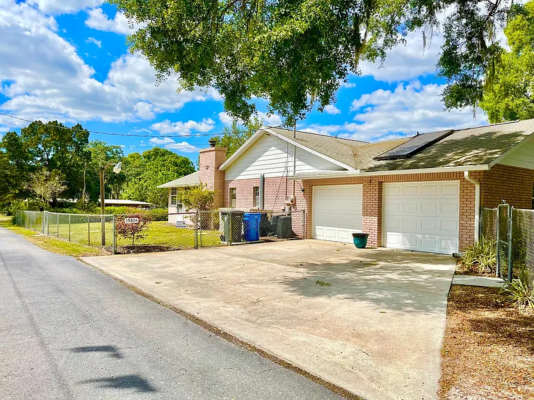 Side with garage