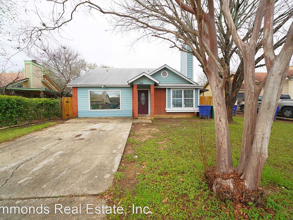 1st image of 6313 Les Harrison Dr