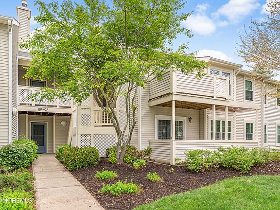 2nd image of 94 Briarwood Court