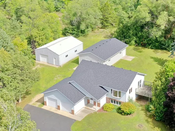 N8784 1090th St, River Falls, WI 54022