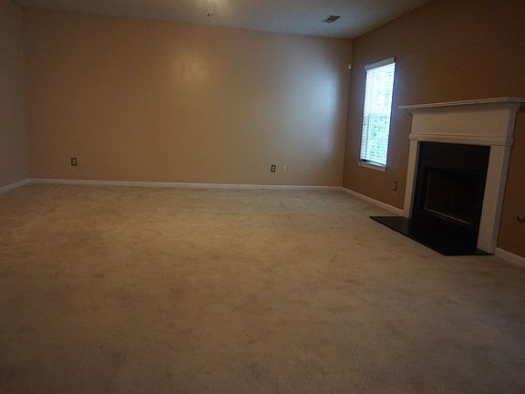 5th image of 1939 Watercrest Dr
