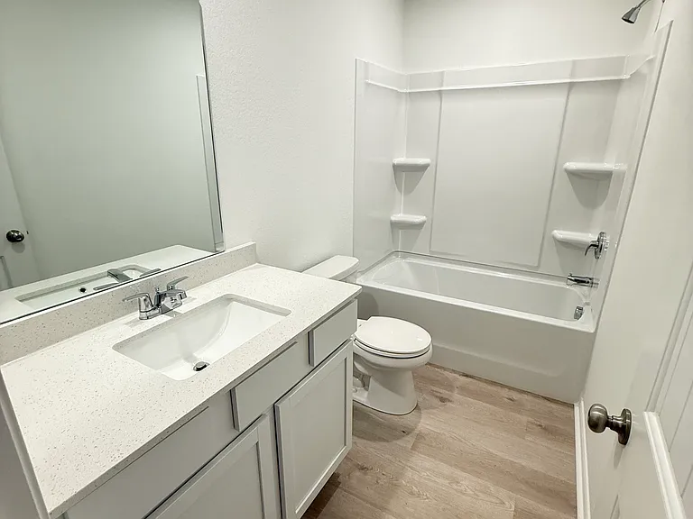830 Gussy Ln #7 — Photo 11