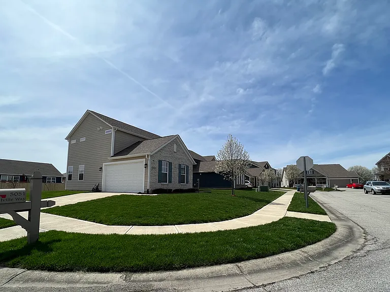 8853 Melville Ct — Photo 3