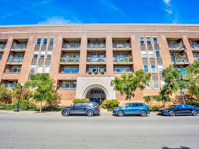 1350 W Fullerton Ave APT 405, Chicago, IL, 60614