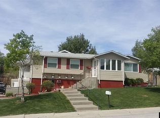 1314 Perrine St, Rawlins, WY 82301