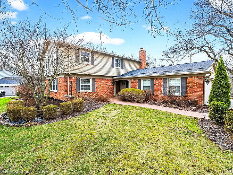 1st image of 5822 Raven Rd