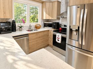 32 Hargrave Rd, Kawartha Lakes, ON K0M 2B0