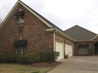 6405 Chasse Gdns, Orange, TX 77632