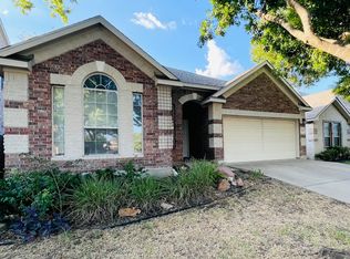 2980 Overland St, Round Rock, TX 78681