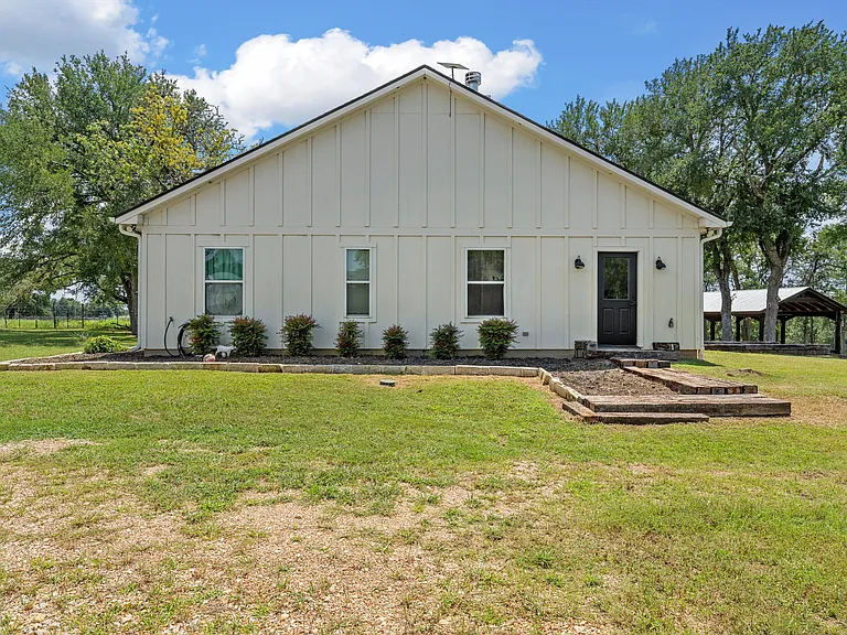 495 Cox Hollow Rd — Photo 2