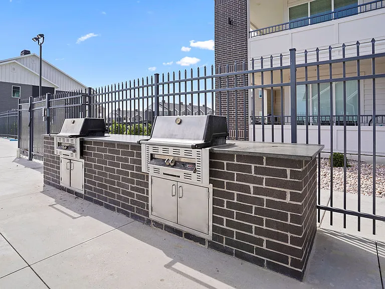 Elevation 56 — Photo 45