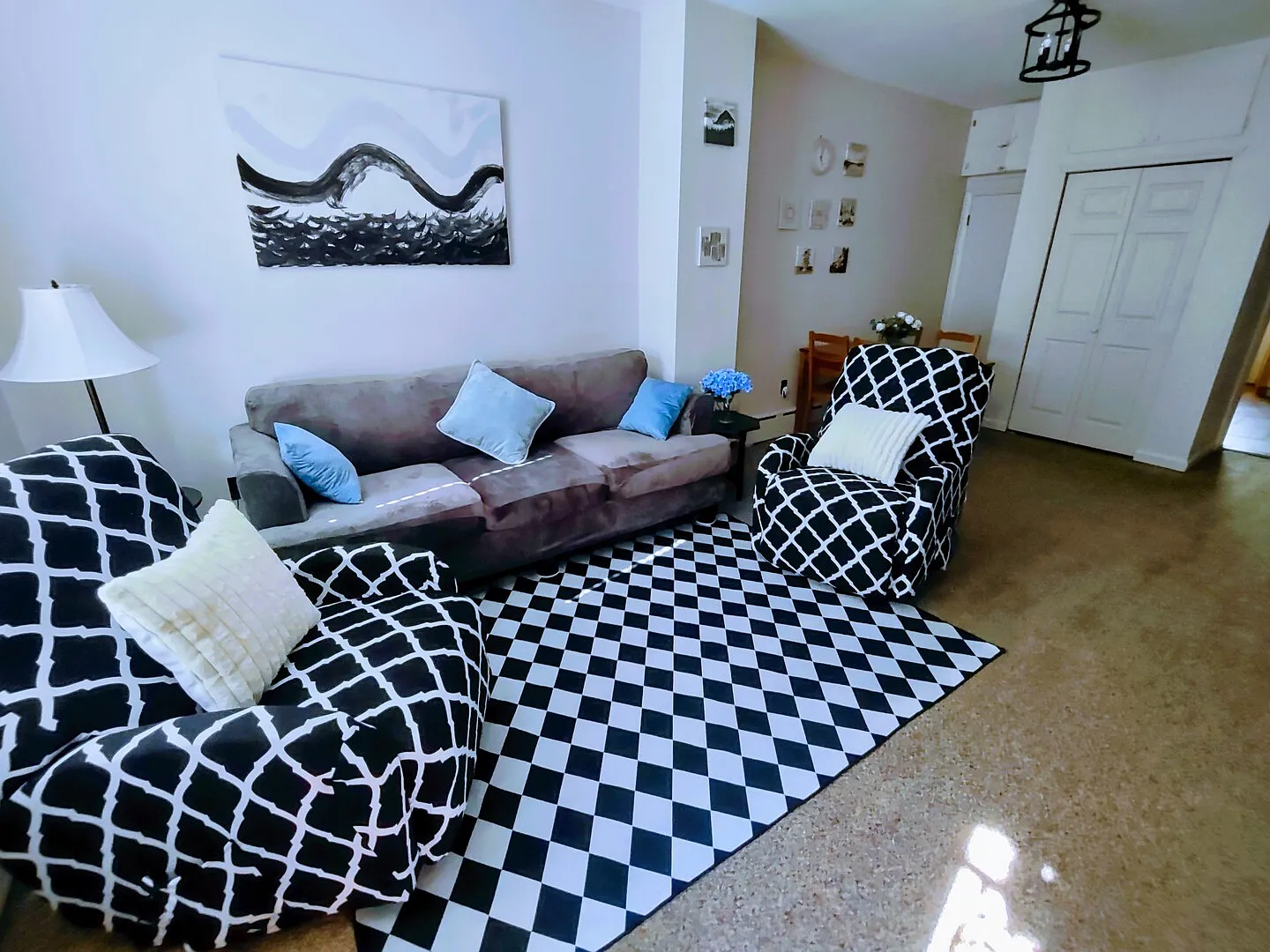 Whole house in South Philly — Photo 2