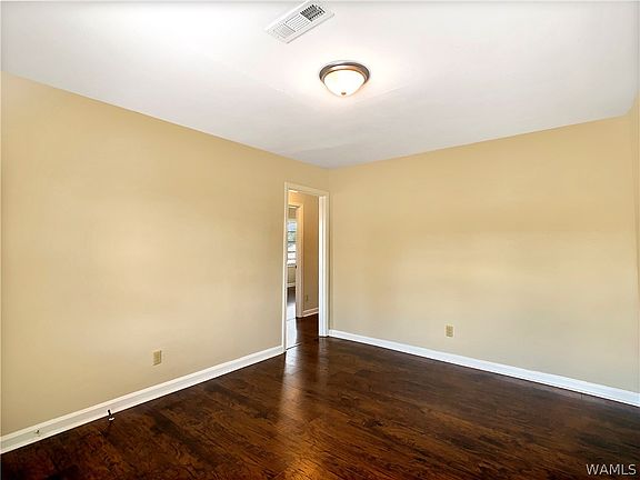 4th image of 1120 19th St