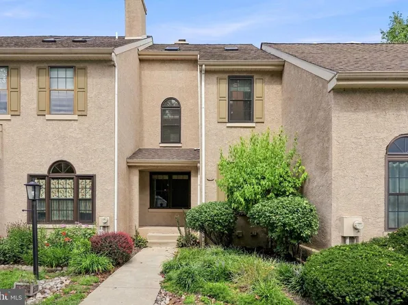 1502 Quincy Pl, West Chester, PA 19382