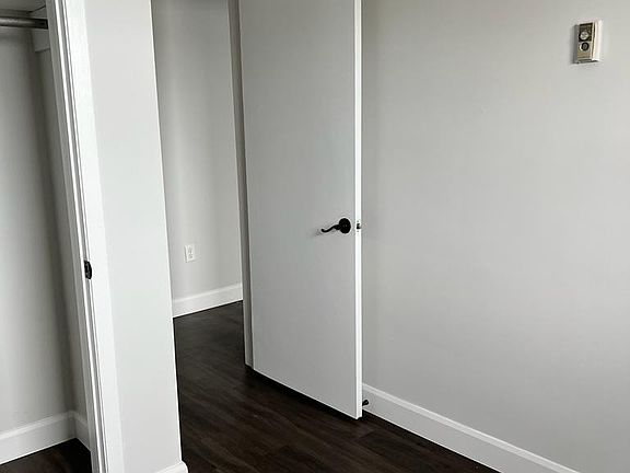 5th image of 24 Fairview Ave #2