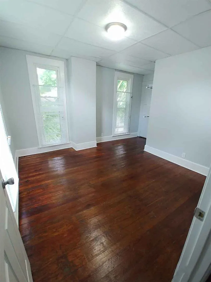 1416 Main Street — Photo 3