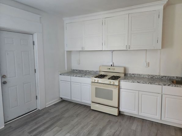 311 E 4th St APT 1