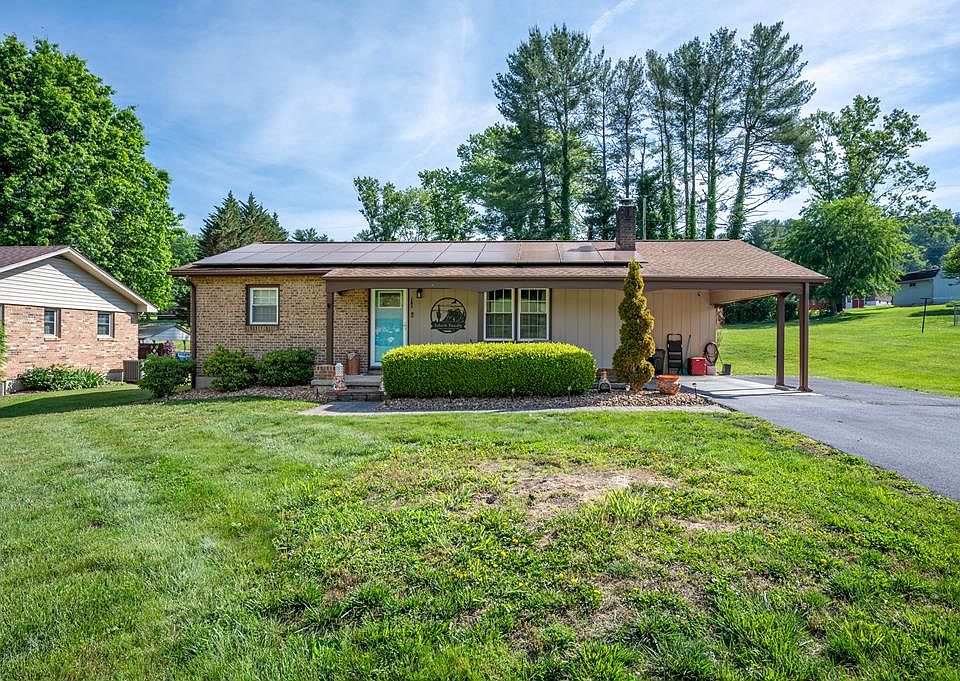 1st image of 183 Harris Ln