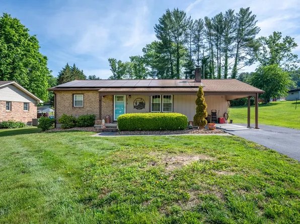 183 Harris Ln, Marion, VA 24354