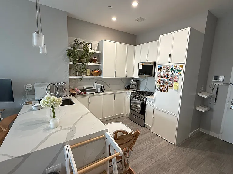 22-50 33rd St #3B — Photo 17