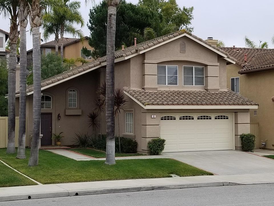 1st image of 8 Bay Laurel