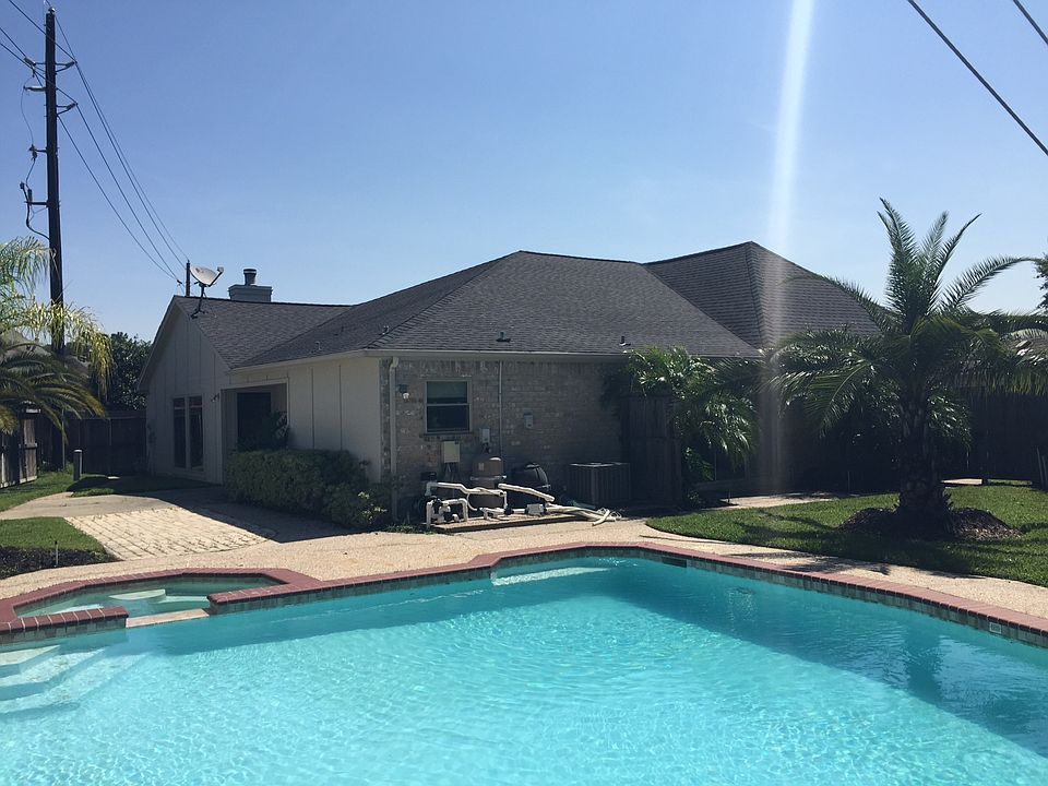 1st image of 309 Champions Colony Dr