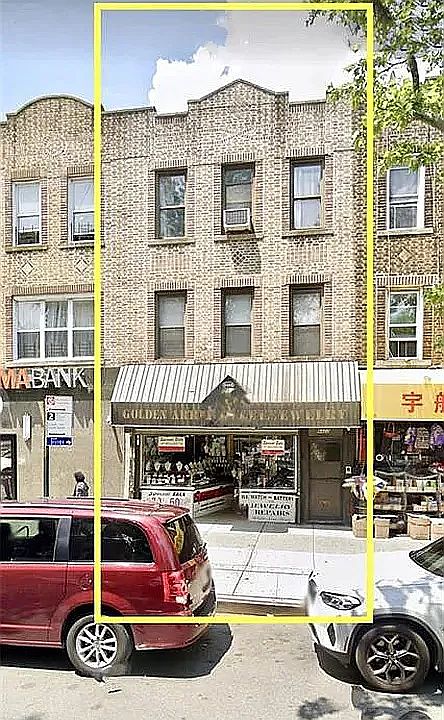 2nd image of 8422 5th Ave