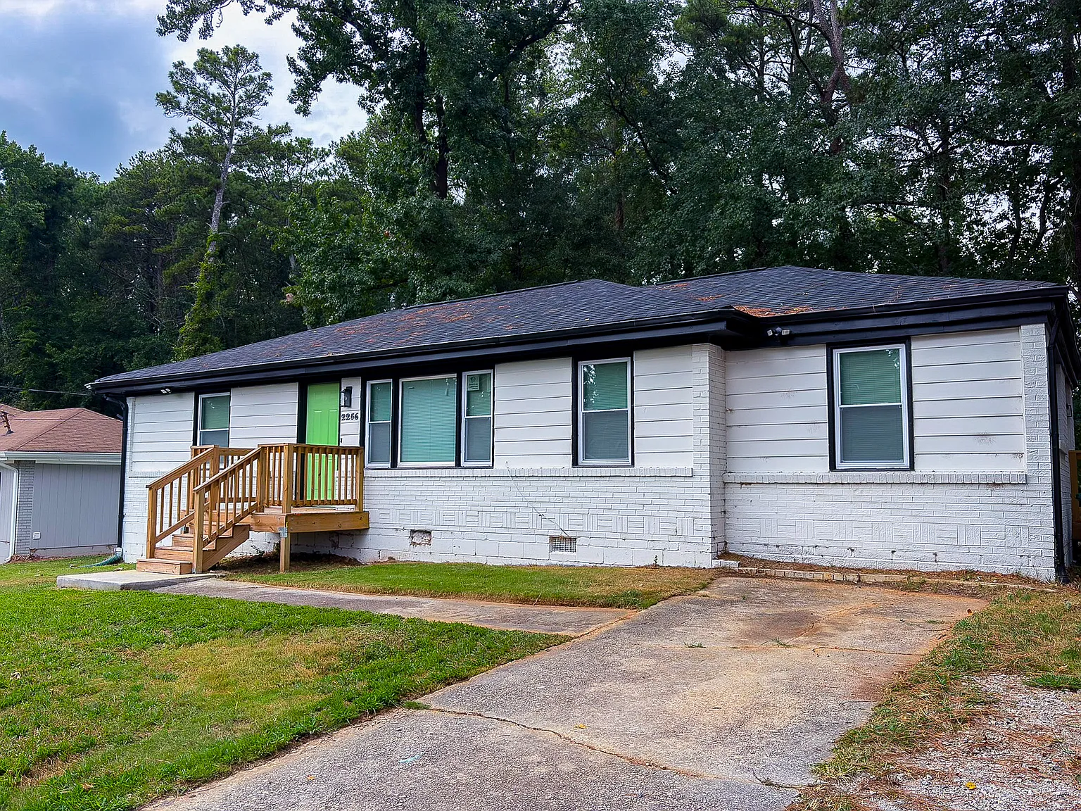 4 bed, 1245 sqft, $1,975 — Photo 1