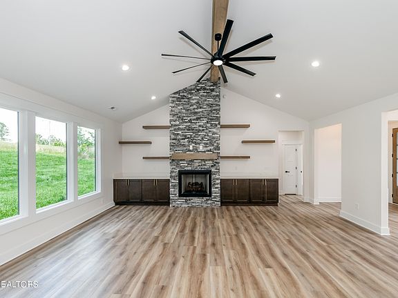 5th image of 155 Tahlequah Ln #2