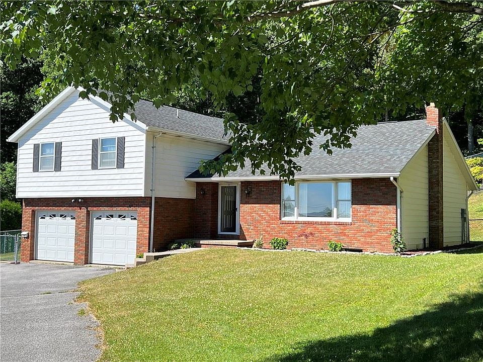 1st image of 701 Beech St
