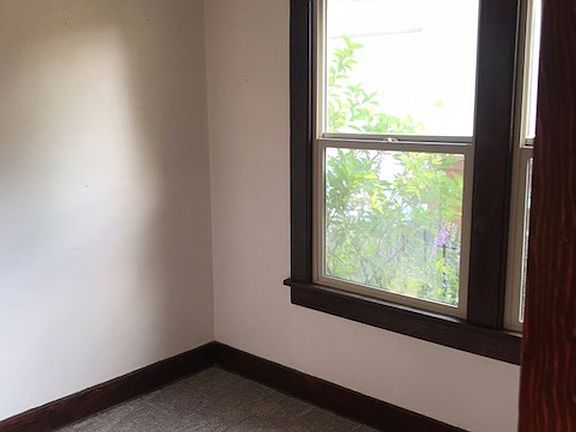 5th image of 17 E Story St APT 3