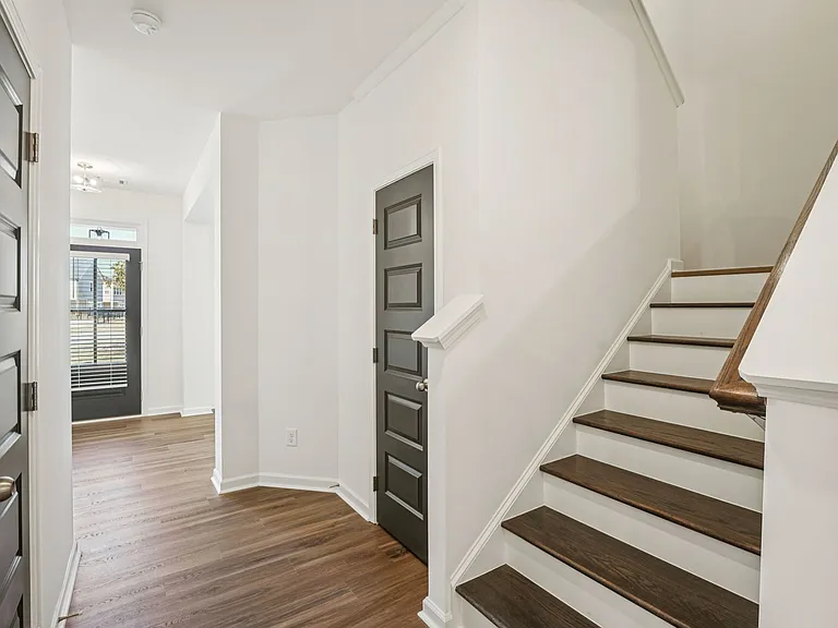 Quinn Residences at Dorchester Place — Photo 139