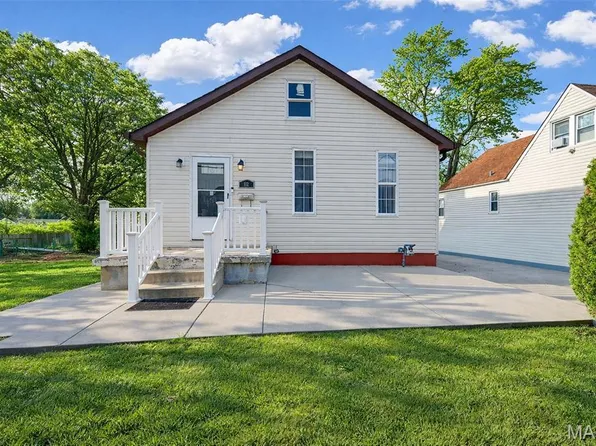 112 E Arlee Ave, Saint Louis, MO 63125