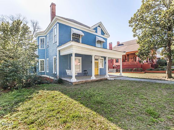 4th image of this home