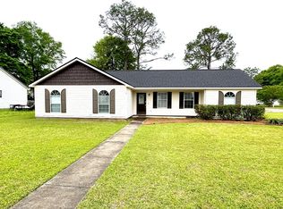 100 Bobby Ln, Dothan, AL 36301