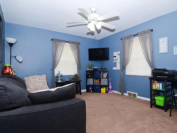 3rd image of 4306 Marlin Ave