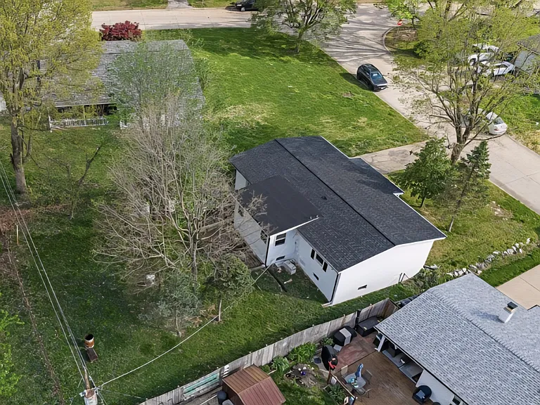 127 Yankee Dr — Photo 22