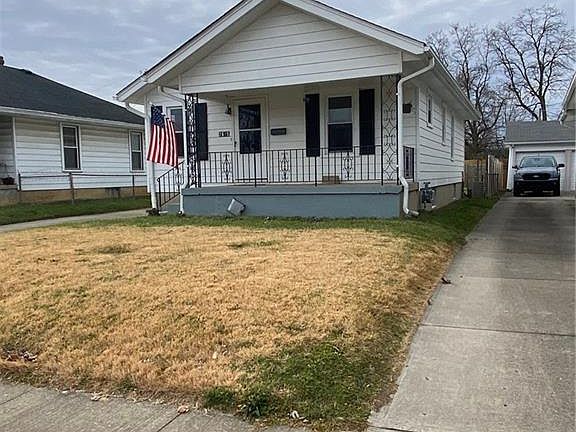 3rd image of 2615 Hazel Ave