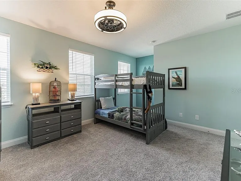 490 Captiva Dr — Photo 26
