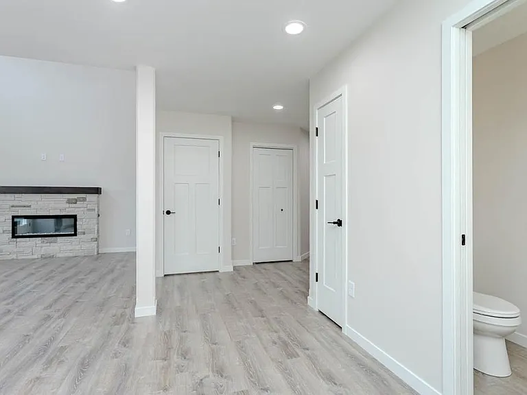 3504 Green Pastures Ln — Photo 22