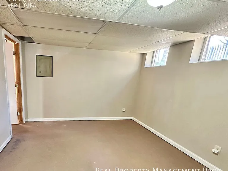 7649 Fallswood Way — Photo 34