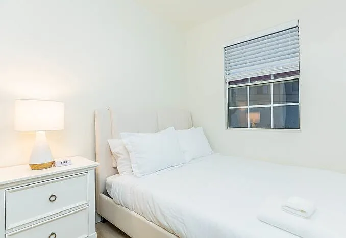 1 bed, 1.0 bath, $1,100 — Photo 4