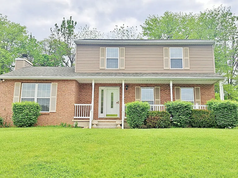 58 Frock Dr — Photo 1