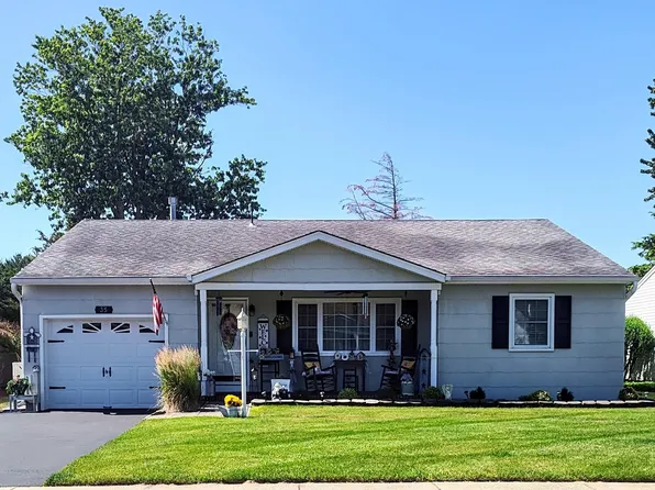 35 Whitmore Drive, Toms River, NJ 08757