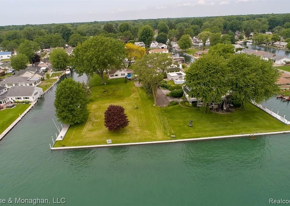 2nd image of 103 Lockhaven Ln