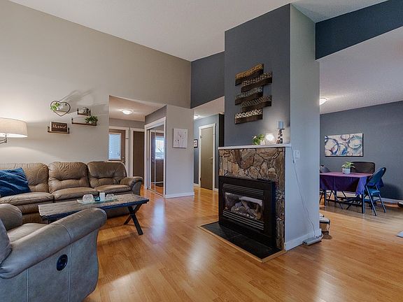 5th image of 21707 Dewdney Trunk Rd #14